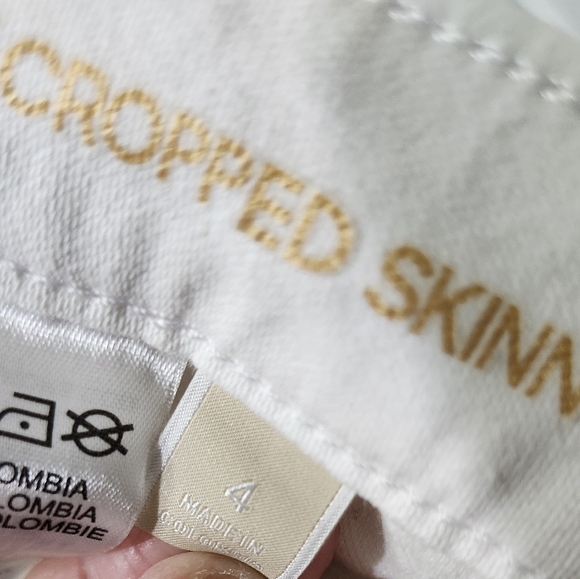 Amazing Michael Kors cropped jeans. Size 4 - Picture 6 of 6